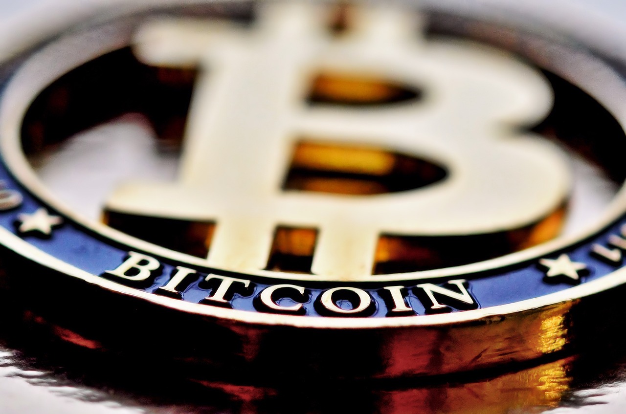 Il nostro parere è che è più comodo comprare le criptovalute tramite strumenti quotati su una Borsa europea. 